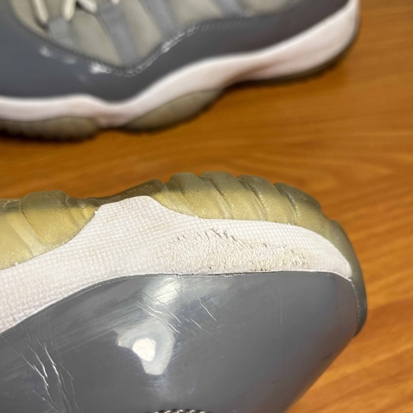 Jordan 11 Low Cool Grey - Picture 9 of 9
